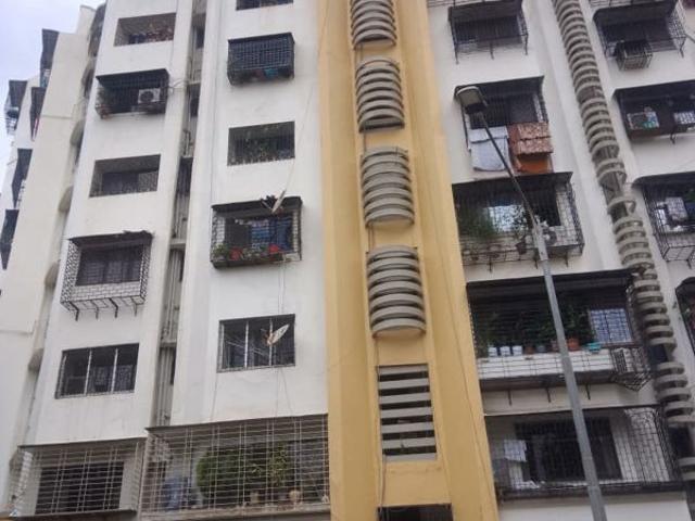 Rental | 2 BHK 900 Sq.Ft. Apartment in Shreeji Complex Dahisar West