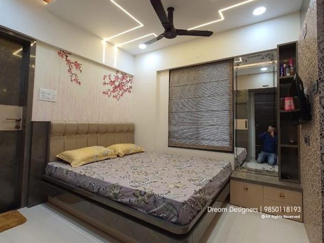 Rental | 2 BHK 900 Sq.Ft. Apartment in Shubhashri Residency