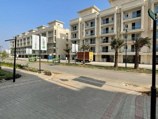 Rental | 2 BHK 900 Sq.Ft. Apartment in Signature The Millennia 3