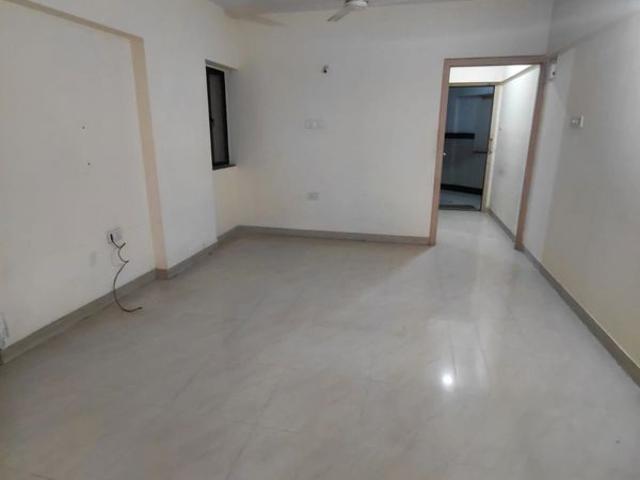 Rental | 2 BHK 900 Sq.Ft. Apartment in Sundew CHS