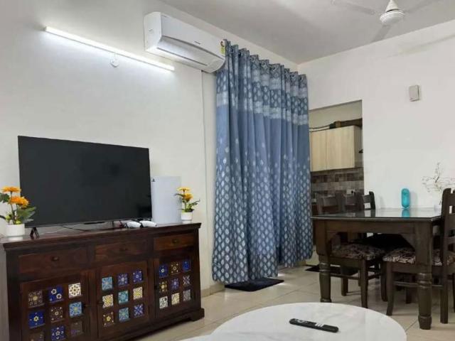 Rental | 2 BHK 900 Sq.Ft. Apartment in Sushma Joynest MOH