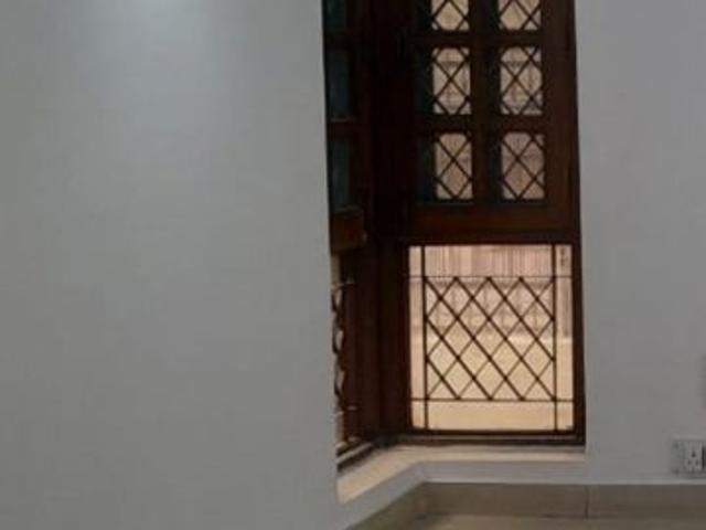 Rental | 2 BHK 900 Sq.Ft. Independent House in RWA Apartments