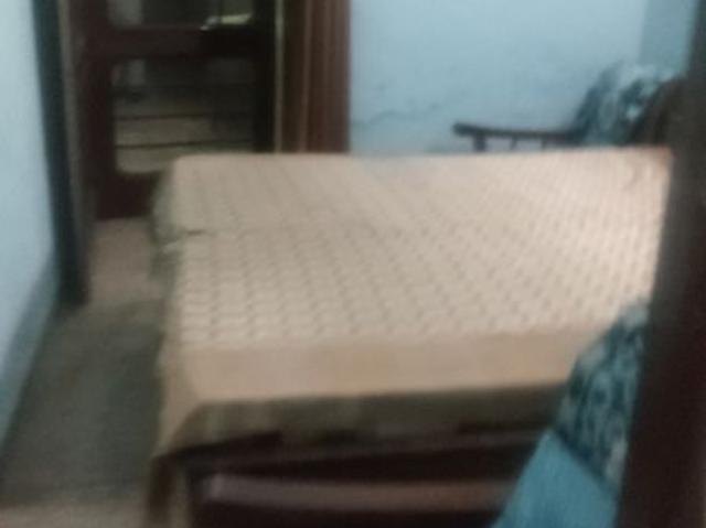 Rental | 2 BHK + 900 Sq.Ft. Independent House in Sector 37