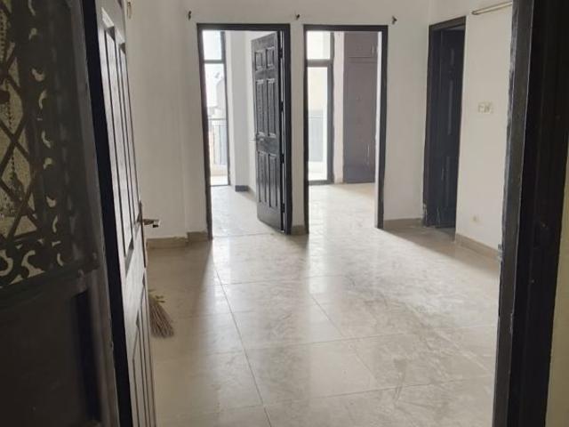 Rental | 2 BHK 915 Sq.Ft. Apartment in Ajnara Integrity