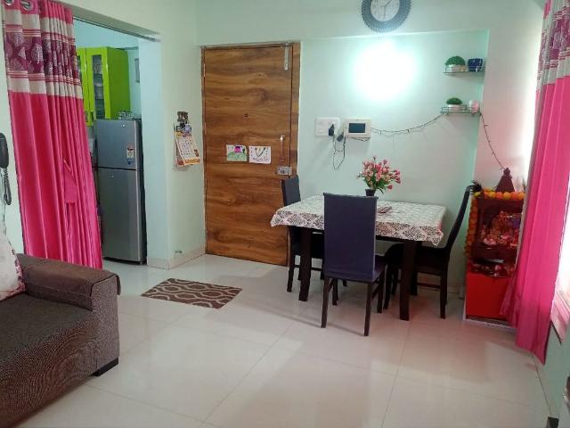 Rental | 2 BHK + 915 Sq.Ft. Apartment in KFP Chesterfield