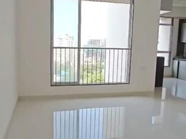 Rental | 2 BHK 910 Sq.Ft. Apartment in Heritage Solitaire