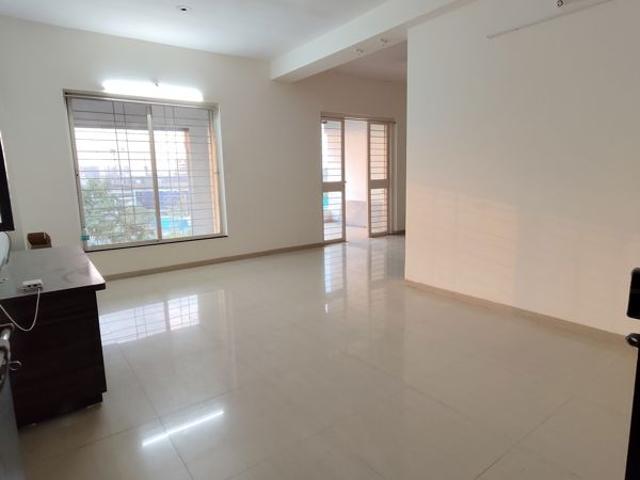 Rental | 2 BHK + 910 Sq.Ft. Apartment in La Gloriosa Apartment