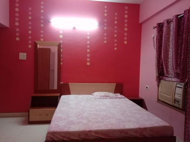 Rental | 2 BHK + 925 Sq.Ft. Apartment in Kumar Periwinkle