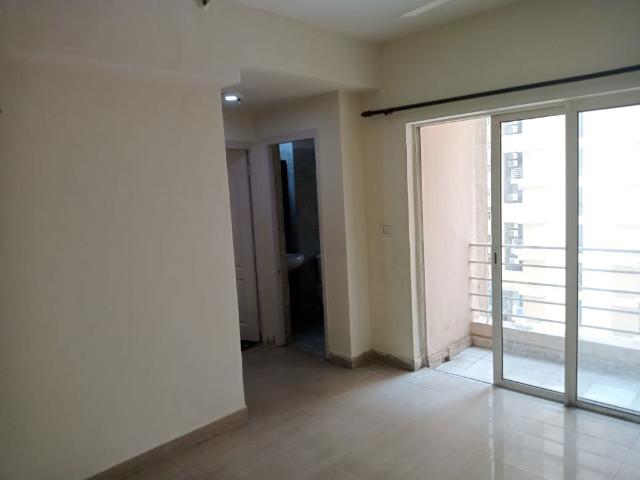 Rental | 2 BHK 925 Sq.Ft. Apartment in Paras Tierea