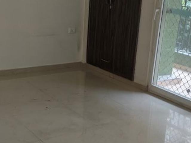 Rental | 2 BHK 920 Sq.Ft. Apartment in High End Paradise II