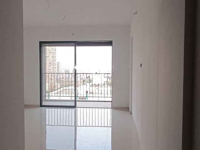 Rental | 2 BHK 922 Sq.Ft. Apartment in Manav La Centra