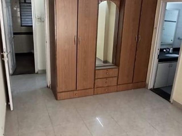 Rental | 2 BHK 930 Sq.Ft. Apartment in Lake Palace