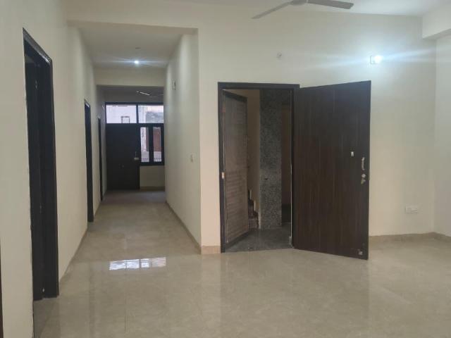 Rental | 2 BHK + 930 Sq.Ft. Apartment in Supertech Cape Town