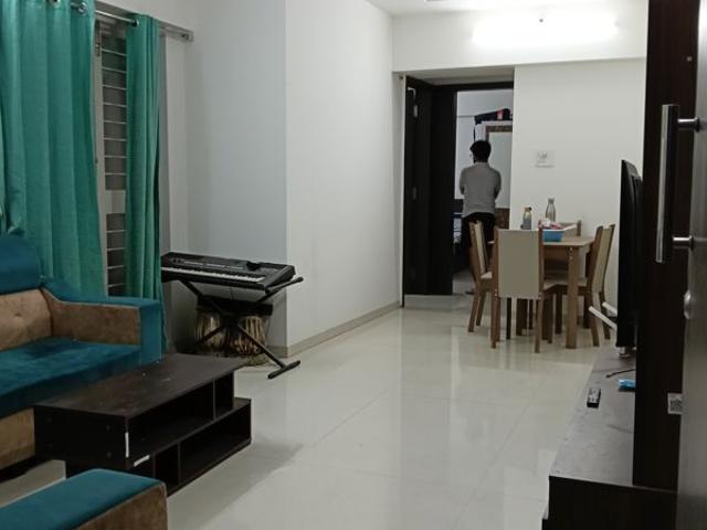 Rental | 2 BHK 940 Sq.Ft. Apartment in Gobind Ganesh Imperia