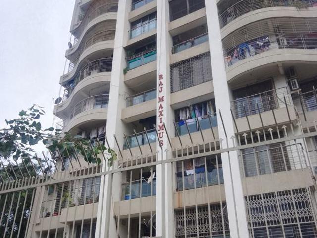 Rental | 2 BHK 940 Sq.Ft. Apartment in Raj Maximus