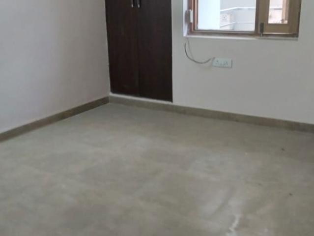 Rental | 2 BHK + 957 Sq.Ft. Independent House in Sector 14