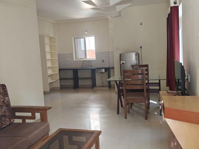 Rental | 2 BHK + 950 Sq.Ft. Apartment in Ten Madhapur