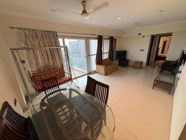 Rental | 2 BHK 950 Sq.Ft. Apartment in Varsha Solitaire