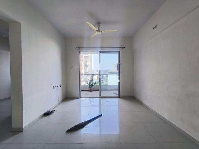 Rental | 2 BHK 950 Sq.Ft. Apartment in Vishal Viviana