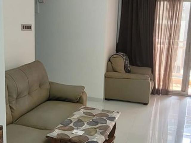 Rental | 2 BHK 950 Sq.Ft. Apartment in Wadegaon