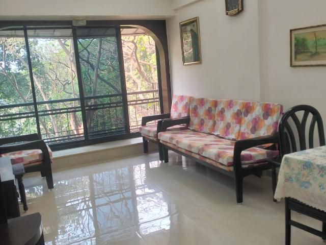 Rental | 2 BHK 950 Sq.Ft. Apartment in Andheri West
