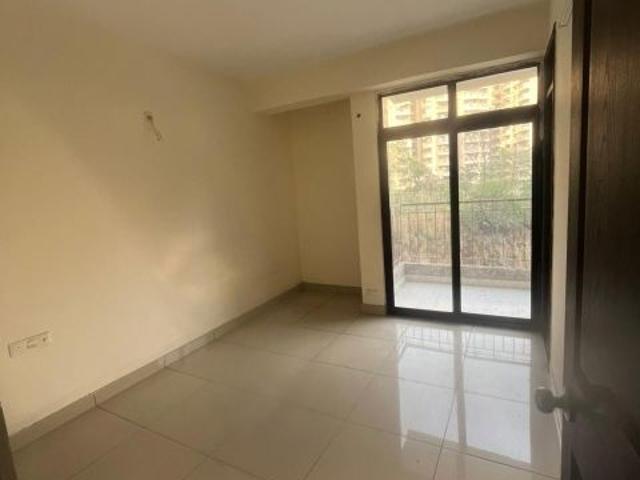 Rental | 2 BHK 950 Sq.Ft. Apartment in Charms Castle
