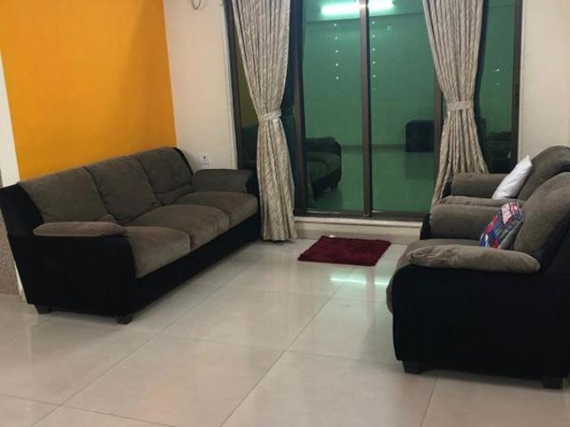 Rental | 2 BHK 950 Sq.Ft. Apartment in Dedhia Palatial Height