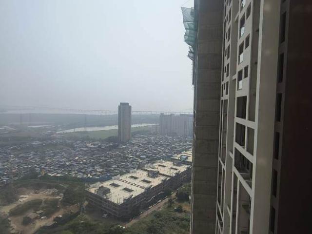 Rental | 2 BHK + 950 Sq.Ft. Apartment in Dosti Eastern Bay