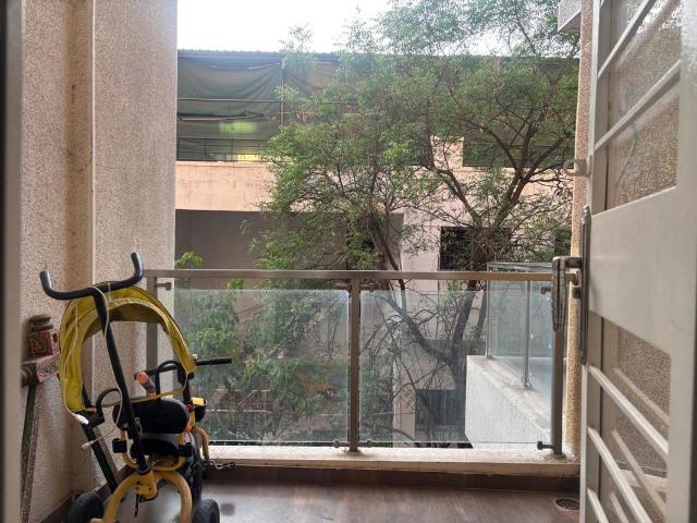 Rental | 2 BHK 950 Sq.Ft. Apartment in Dwarkadheesh Gardens