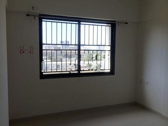 Rental | 2 BHK 950 Sq.Ft. Apartment in Kohinoor Sapphire