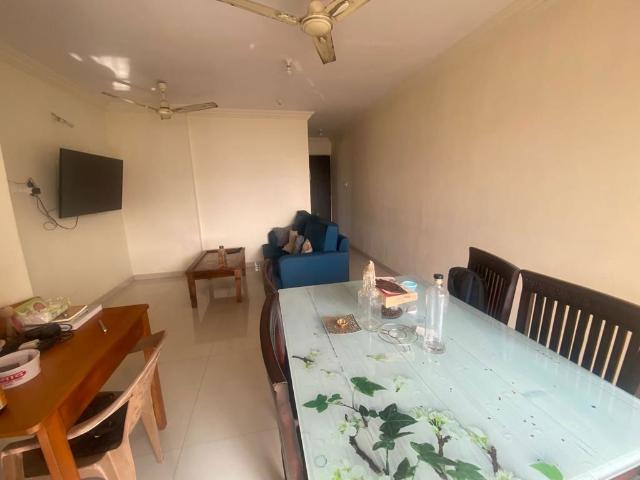 Rental | 2 BHK 950 Sq.Ft. Apartment in Lake Home