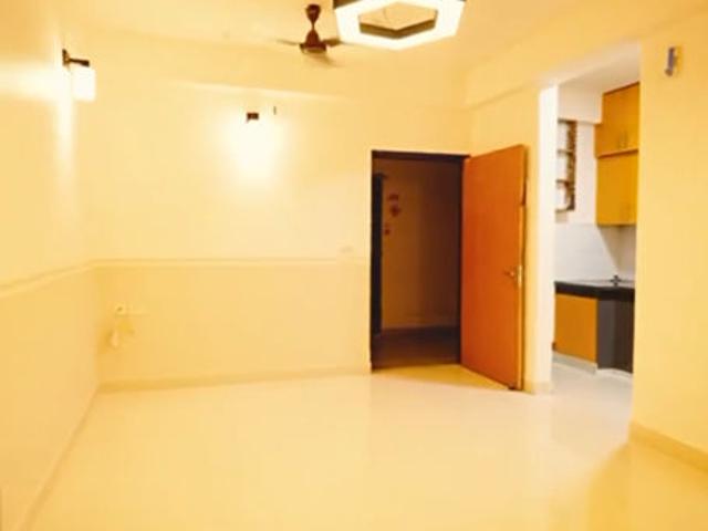 Rental | 2 BHK 950 Sq.Ft. Apartment in Meenal Balmukund Residency