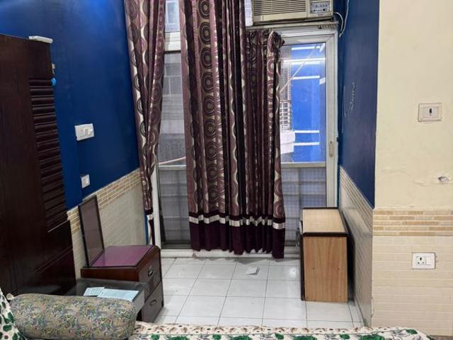 Rental | 2 BHK + 950 Sq.Ft. Apartment in Niti Khand