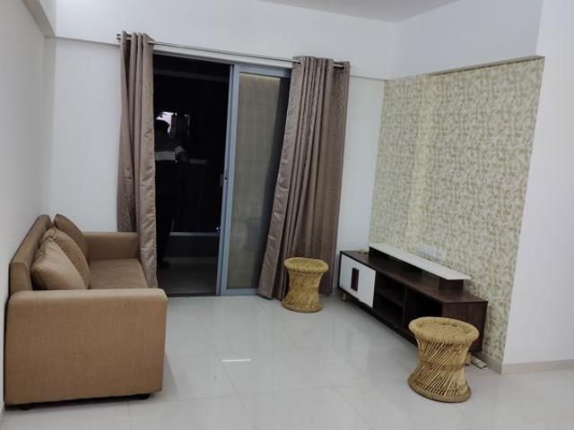 Rental | 2 BHK 950 Sq.Ft. Apartment in Nivasa Enchante