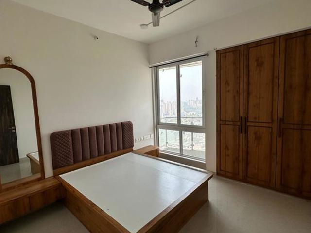 Rental | 2 BHK 950 Sq.Ft. Apartment in Rosa Manhattan
