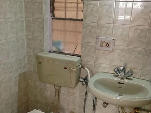 Rental | 2 BHK 950 Sq.Ft. Apartment in Royal Heights Pune