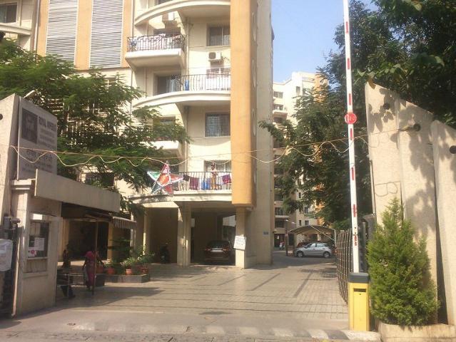 Rental | 2 BHK 950 Sq.Ft. Apartment in Royal Imperio