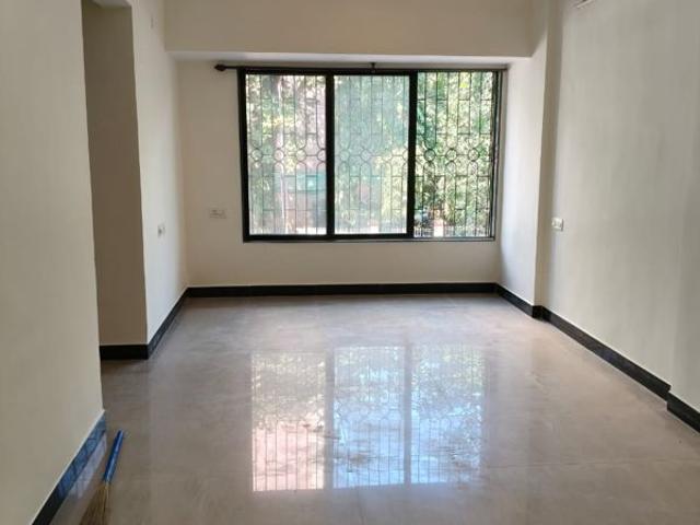 Rental | 2 BHK 950 Sq.Ft. Apartment in Siddhivinayak Mandir