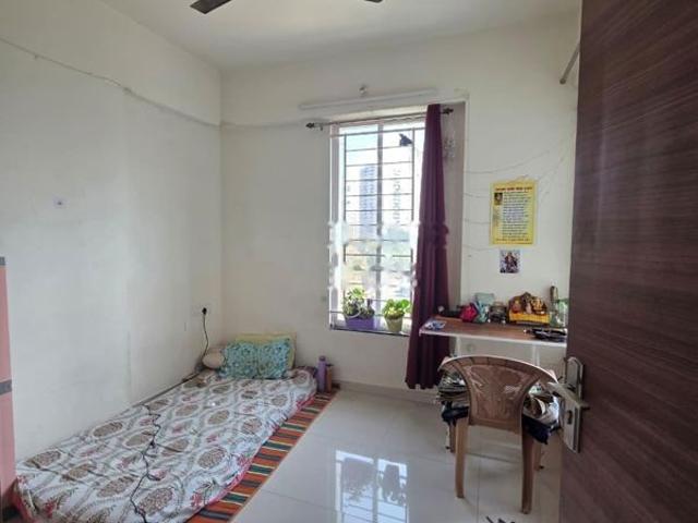 Rental | 2 BHK 975 Sq.Ft. Apartment in Kamgar Putala Vasahat