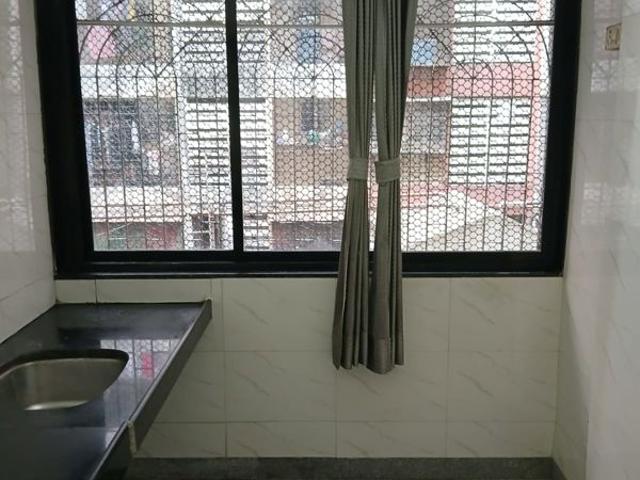 Rental | 2 BHK + 970 Sq.Ft. Apartment in Shree Krishna Heights Malad