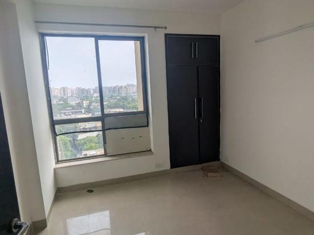 Rental | 2 BHK 973 Sq.Ft. Apartment in Unitech Uniworld Gardens 2