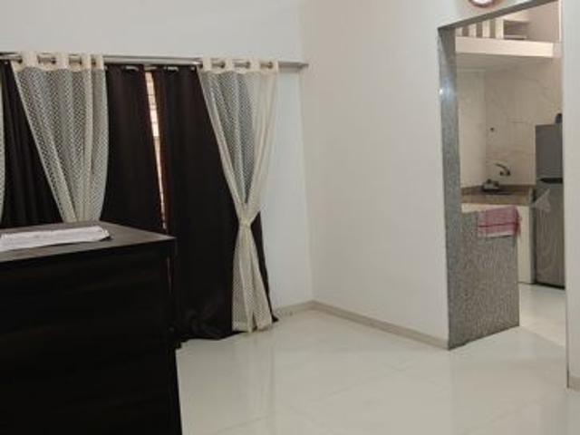 Rental | 2 BHK + 985 Sq.Ft. Apartment in Tiara Hills