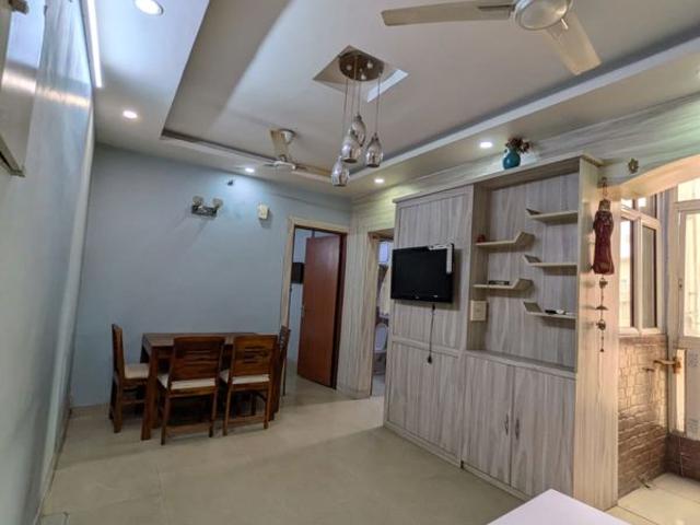 Rental | 2 BHK 989 Sq.Ft. Apartment in Supertech Eco Suites