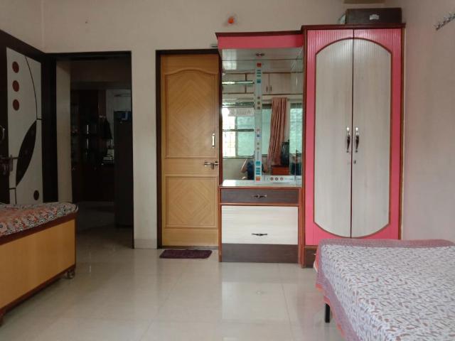 Rental | 2 BHK 980 Sq.Ft. Apartment in Bhusari Colony