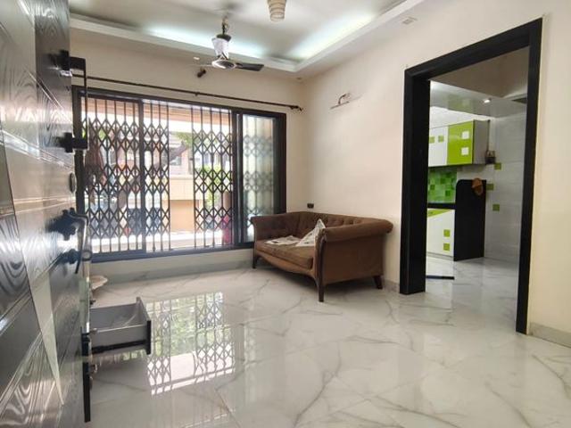 Rental | 2 BHK 980 Sq.Ft. Apartment in Santacruz Triveni CHS