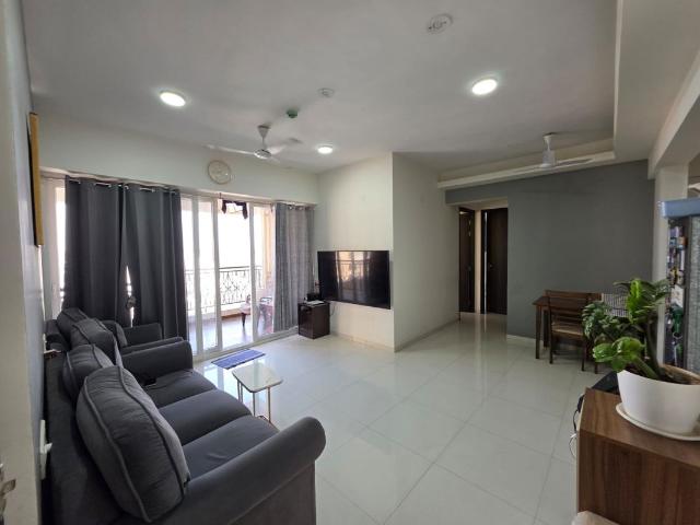 Rental | 2 BHK 990 Sq.Ft. Apartment in Nyati Elysia