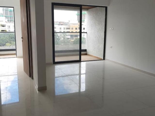 Rental | 2 BHK + Basement 1000 Sq.Ft. Apartment in VTP Solitaire