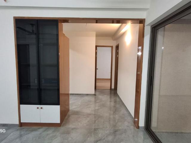 Rental | 2 BHK + Basement 1190 Sq.Ft. Apartment in Arvind Bel Air