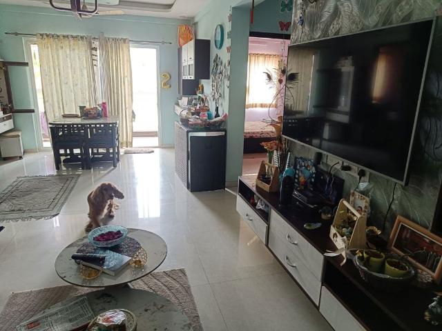 Rental | 2 BHK + Basement 1200 Sq.Ft. Apartment in DSR Waterscape