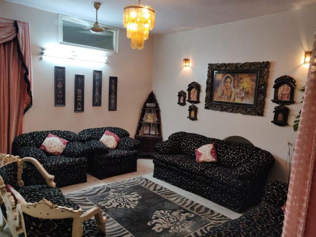 Rental | 2 BHK + Basement 200 Sq.Yd. Villa in Green Park